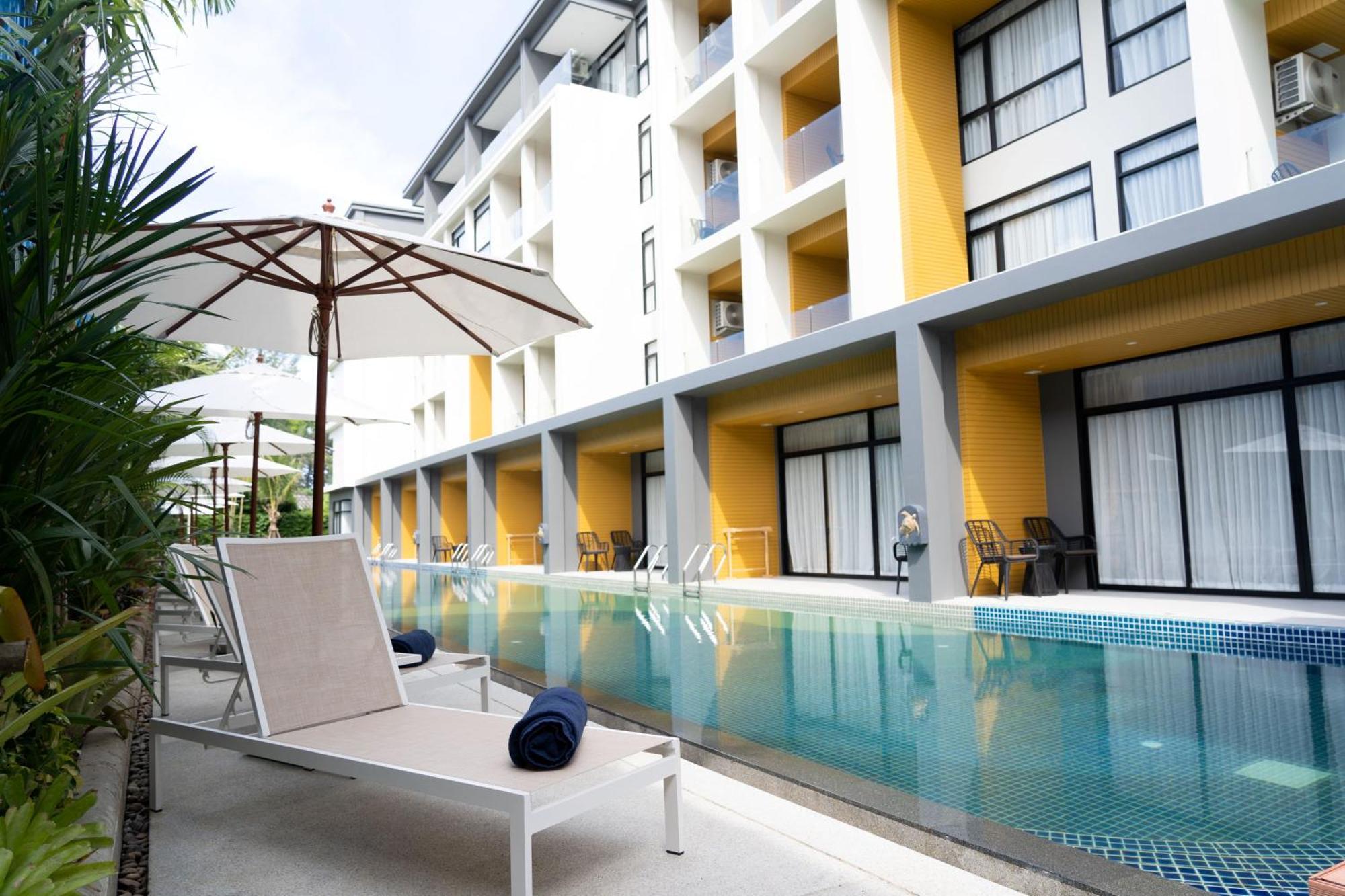 Отель Wyndham Garden Naithon Phuket Экстерьер фото