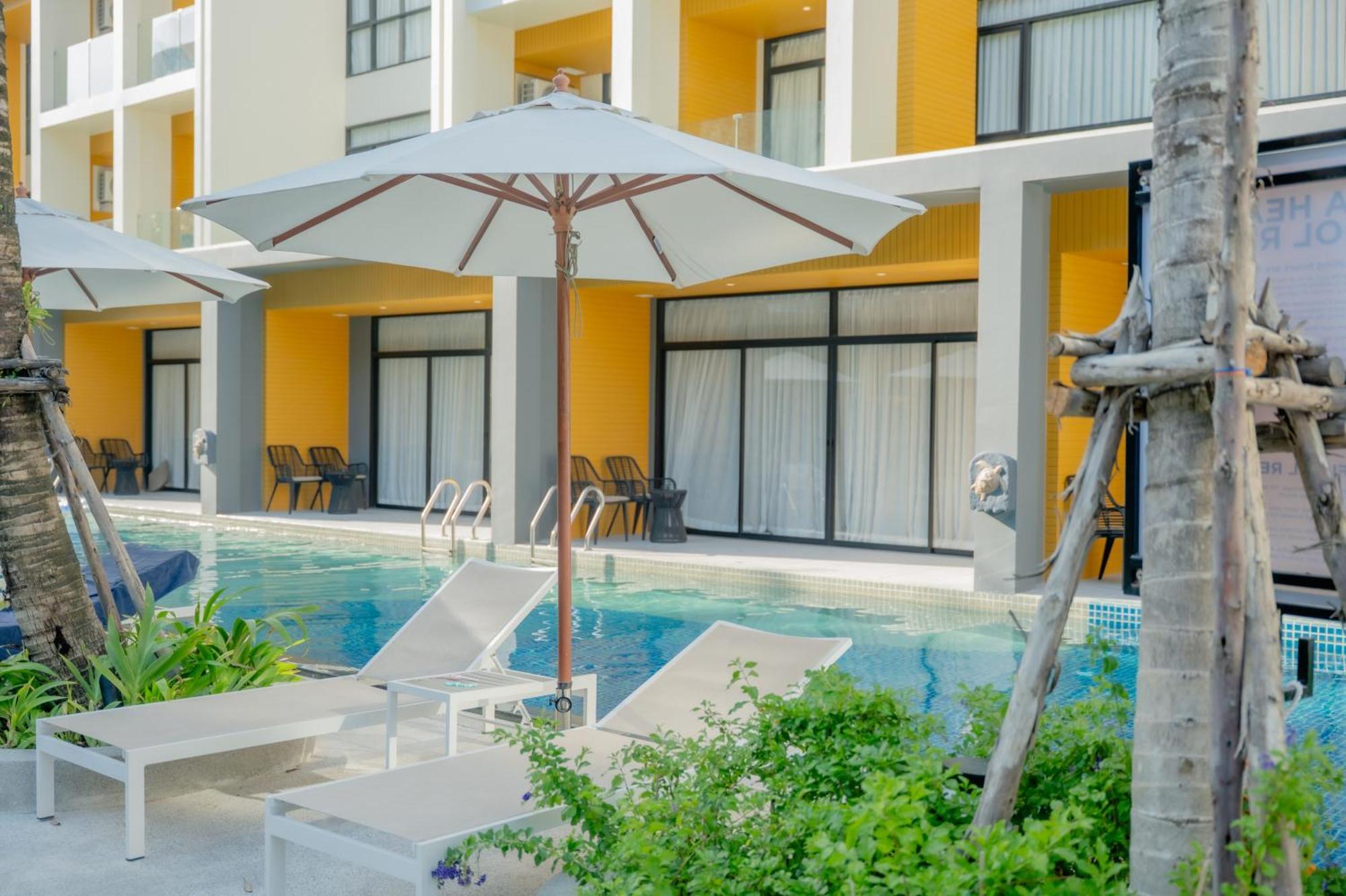 Отель Wyndham Garden Naithon Phuket Экстерьер фото