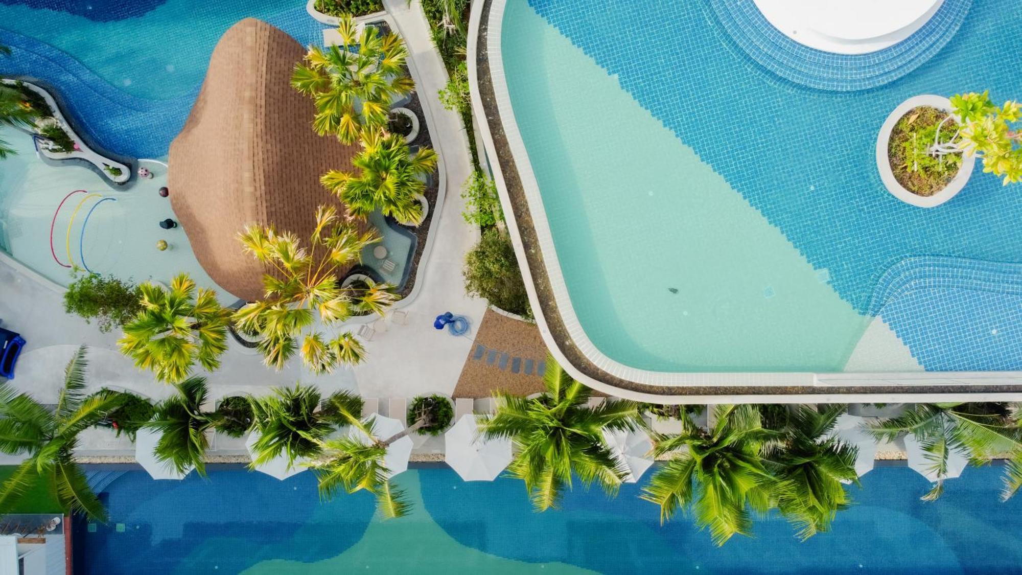 Отель Wyndham Garden Naithon Phuket Экстерьер фото